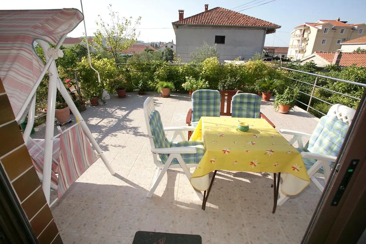 House Peri Apartman Trogir Horvátország
