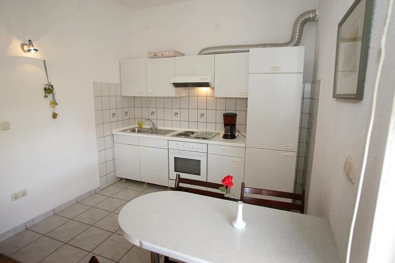 House Peri Apartman Trogir 0*,